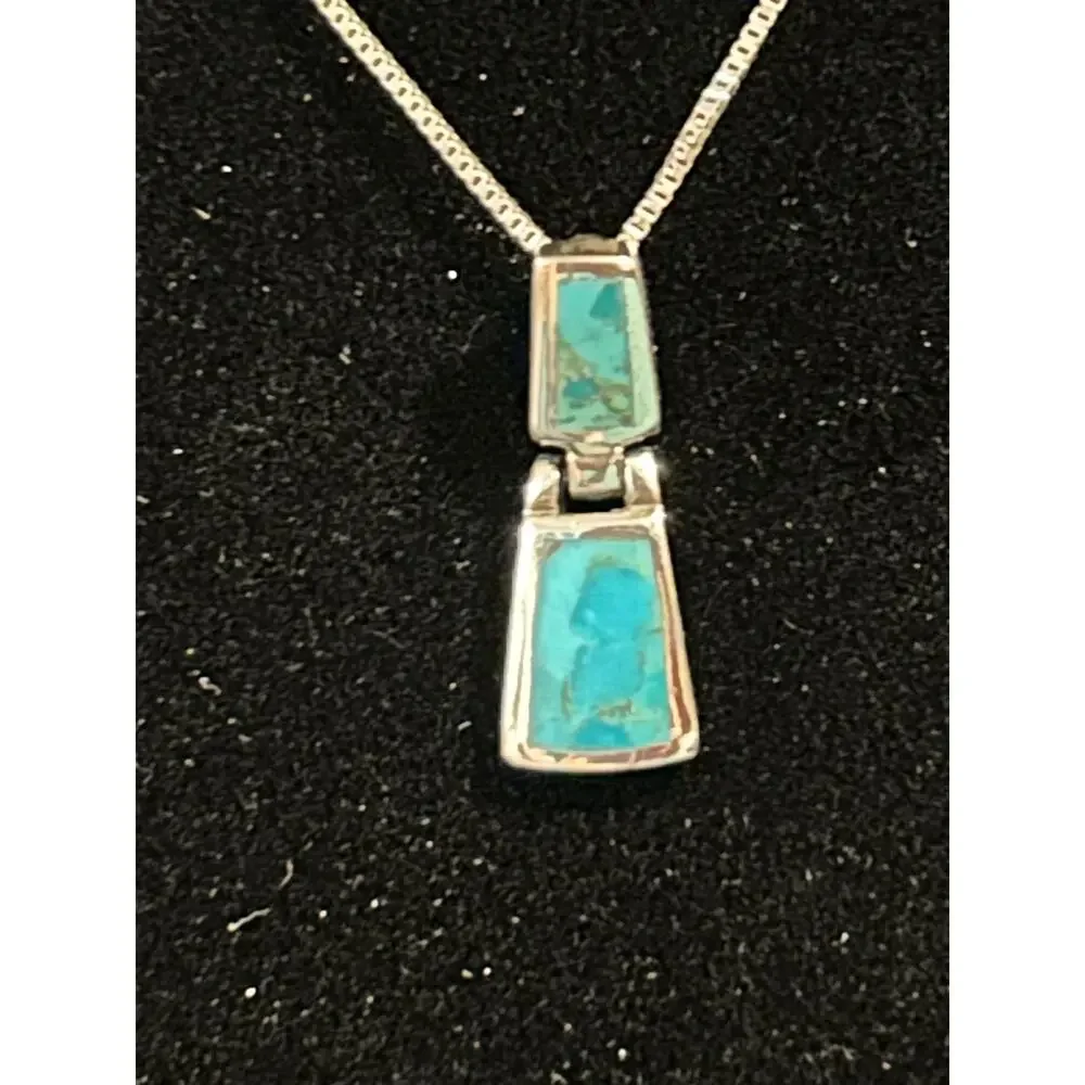 Sterling Silver Turquoise Pendant Necklace 18